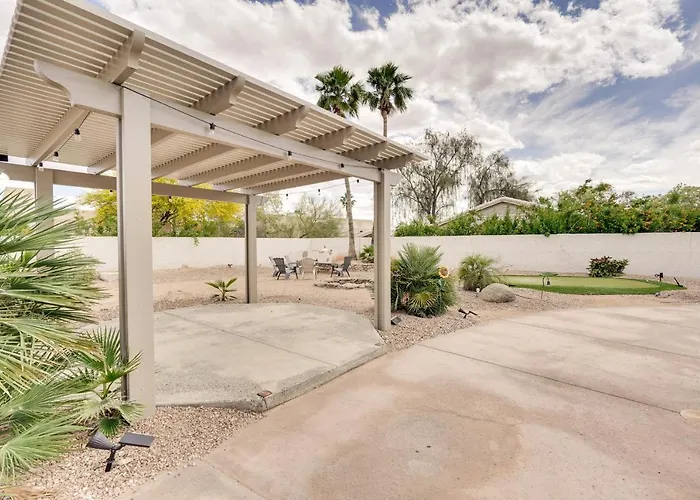 3,000 Sq Ft & Large Yard! 5br Havasu Lake Havasu City