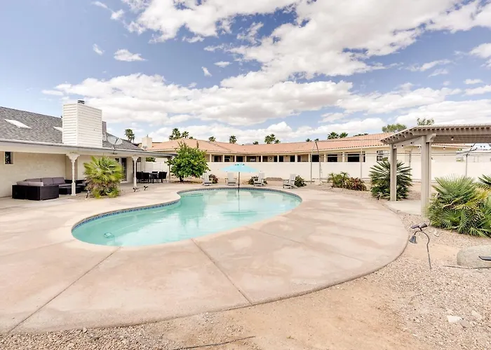 3,000 Sq Ft & Large Yard! 5br Havasu * Lake Havasu City